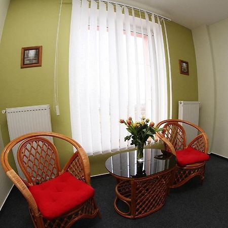 Milotin Hotel Zuberec Buitenkant foto